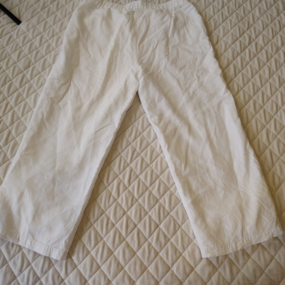 Sag Harbor Women's White Wide-Leg Pants,55%linen,45%Rayon,Lining 100%polyester. - Picture 5 of 11